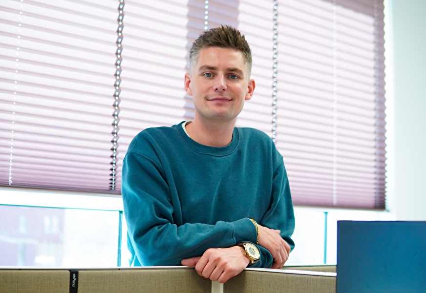Portret  van Thijs - corporate recruiter